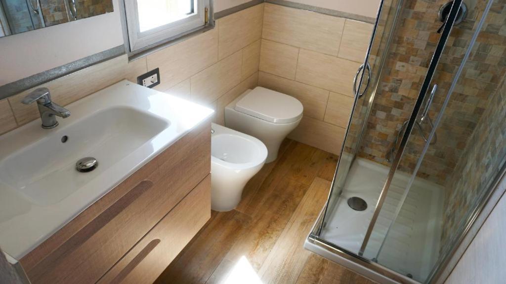 Le Scalette Bed and Breakfast La Maddalena  Buitenkant foto