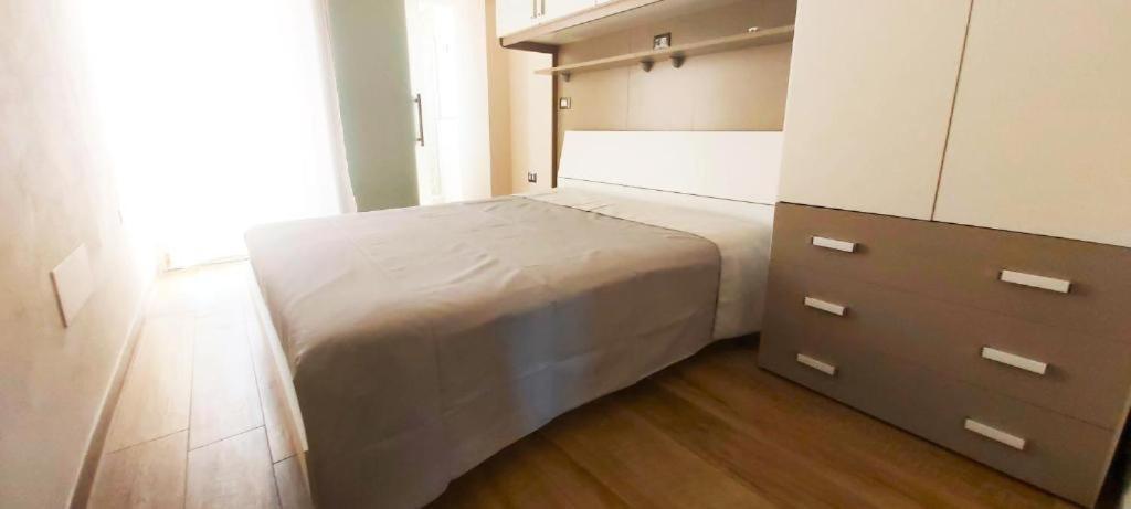 Le Scalette Bed and Breakfast La Maddalena  Buitenkant foto