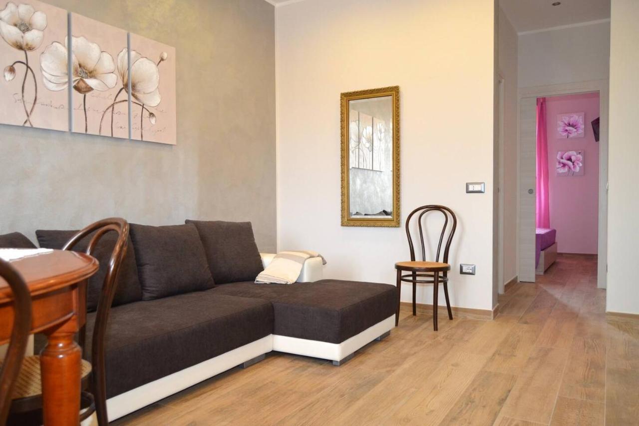 Le Scalette Bed and Breakfast La Maddalena  Buitenkant foto